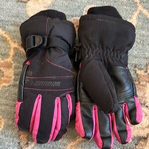 Gordini ski gloves my daughter outgrew warm and water resistant